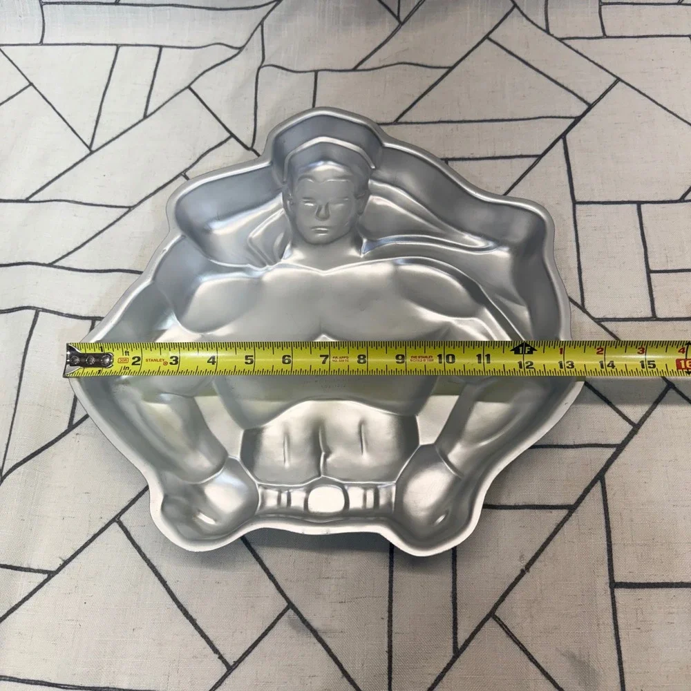 Wilton Superman Cake Pan 14